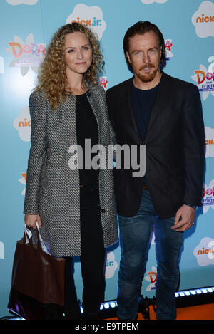 Toby Stephens a ttends the Woman of the Year Awards 2013 at