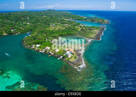 Aerial view of the island of Roatan's West Bay Beach Stock Photo - Alamy