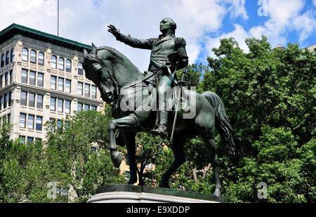 NYC:  Equestrian statue of General George Washington stands in the south side of Union Square Stock Photo