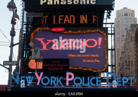 New York Police Dept Times Square Manhattan New York New York USA. Police Department.  Times Square Broadway theater district Lo Stock Photo