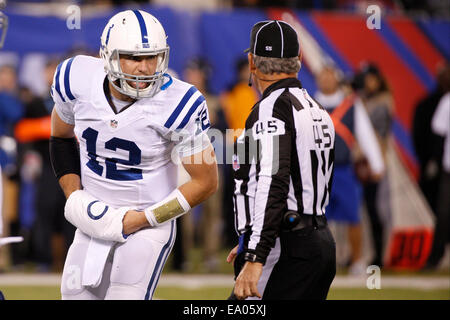 Line judge Jeff Seeman (45) walks up the sideline during an NFL ...