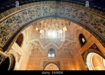 Alhambra Palace, Sala de Dos Hermanas, Palacio de los Leones, Granada, Andalusia, Spain Stock Photo