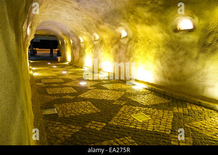 Tunnel in Old town Albufeira leading to Praia dos Pescadores beach, Algarve, Portugal. Stock Photo