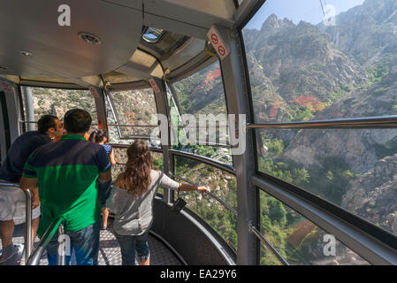 Tourists inside the rotating tram car on the Palm Springs Aerial Tramway, Palm Springs, Riverside County, California, USA Stock Photo