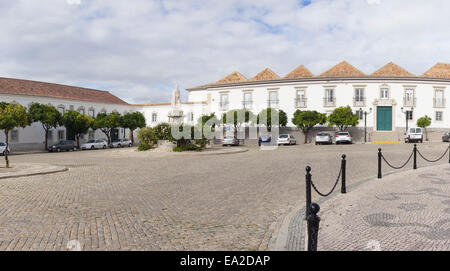 Square 16th-century Convento de Nossa Senhora da Assunção, the Museum Municipal. Faro, Algarve, Portugal. Stock Photo