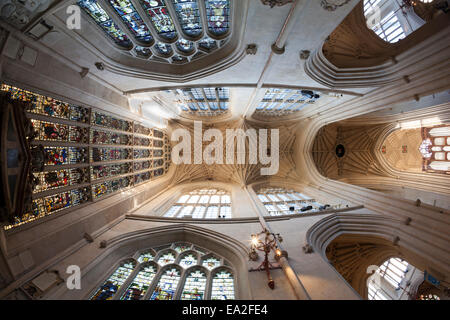The beautiful and delicate fan vaulted ceiling of Bath Abbey in Bath, Somerset Stock Photo