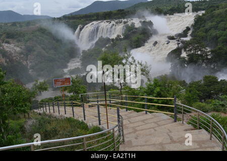 Shivanasamudra falls  - Gaganachukki & Barachukki Stock Photo