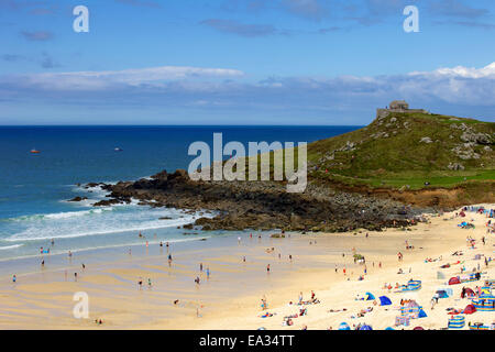 Overlooking Porthmeor Beach on a sunny summer day in St. Ives, Cornwall, England, United Kingdom, Europe Stock Photo