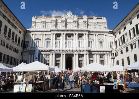 Market day at Palazzo Ducale, Genoa, Liguria, Italy. Stock Photo