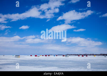 Ice Fishing Huts on Lake Simcoe Stock Photo - Alamy