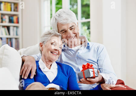 Germany, Hesse, Frankfurt, Senior couple at home Stock Photo