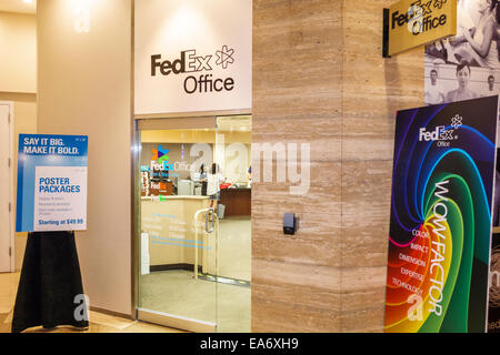 Miami Florida,Intercontinental,hotel hotels lodging inn motel motels,lobby,FedEx Office,shipping service,entrance,delivery,Federal Express,visitors tr Stock Photo