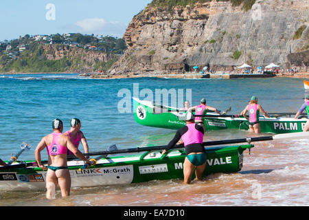 bilgola beachSydney, surf rescue life boats compete in the 14/15 championship races,australia Stock Photo