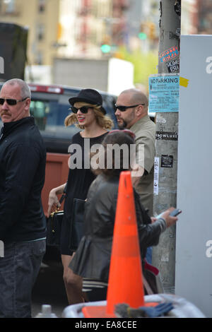 Taylor Swift leaving her gym in Soho  Featuring: Taylor Swift Where: Manhattan, New York, United States When: 06 May 2014 Stock Photo