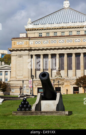 Soldiers and Sailors Memorial Hall in Pittsburgh Stock Photo