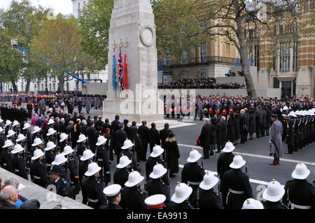 The Cenotaph is the site of the annual National Service of Remembrance held at 11:00 am on Remembrance Sunday, the closest Sunday to 11 November (Armistice Day) Stock Photo