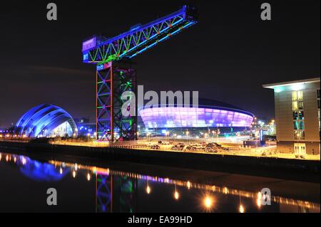 Glasgow, UK. 09th Nov, 2014. The Finnieston Crane and SSE Hydro arena are are lit up to celebrate the MTV awards at the Hydro Credit:  Tony Clerkson/Alamy Live News Stock Photo