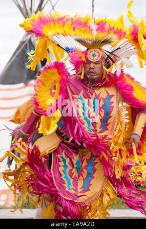 Men's fancy dance, Pow-wow, Blackfoot Crossing, Alberta, Canada Stock Photo