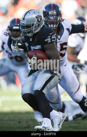 Derek Carr's Play Action TD to Marcel Reece, Broncos vs. Raiders