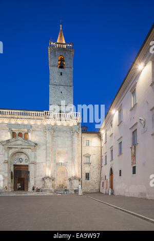 Duomo (Cathedral) in Piazza Arringo at dusk, Ascoli Piceno, Le Marche, Italy Stock Photo