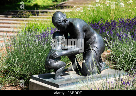 Statue of mother and child, Vienna, Austria Stock Photo