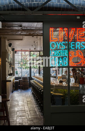 The interior of the Wright Brothers Restaurant, Spitalfields, London Stock Photo