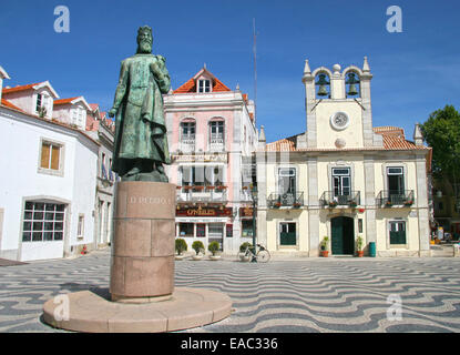 Cascais town square with a statue in the foreground, Cascais, Portugal Stock Photo