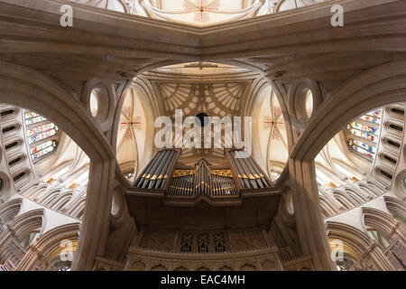 The interior of Wells Cathedral, underneath the scissor arch, in Wells, Somerset Stock Photo