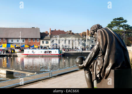 Shakespeare Hamlet statue, by the canal, Stratford upon Avon town centre, Warwickshire England UK Stock Photo