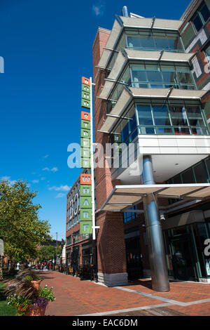 Bond Street Wharf in Fells Point, Baltimore Maryland USA Stock Photo