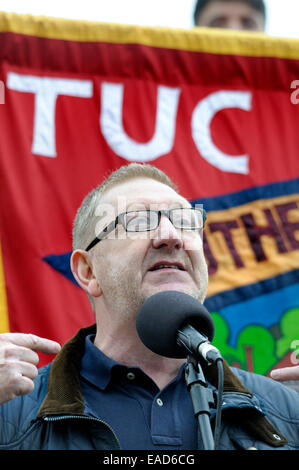 Len McCluskey (Gen Secretary, UNITE Union) at the May Day rally in Trafalgar Square, London, 2014 Stock Photo