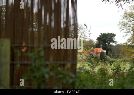 Anmer Hall, Norfolk, UK. 7th November, 2014. © Paul Marriott/Alamy Live News Stock Photo