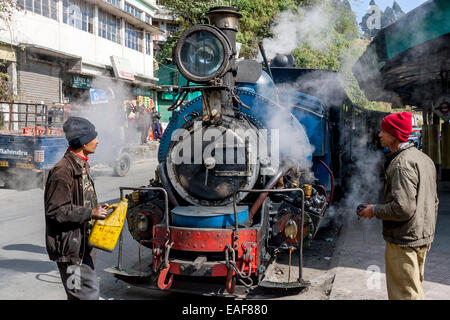 The Darjeeling Himalayan Railway (aka The Toy Train) Being Prepared At Ghoom Station, West Bengal, India Stock Photo