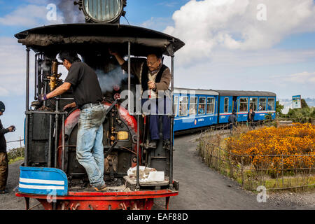 The Darjeeling Himalayan Railway (aka The Toy Train) Darjeeling, West Bengal, India Stock Photo