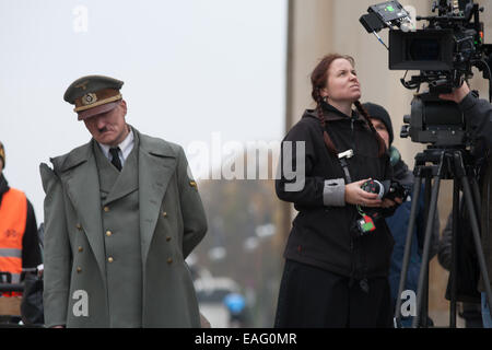 Berlin, Germany. 14th November, 2014. Actor Oliver Masucci at the Brandenburg Gate, Berlin, filming Look Who's Back playing the part of Adolf Hitler. Credit:  Georgia Chapman/Alamy Live News Stock Photo