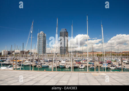 Mapfre tower and Hotel Arts in the Olympic harbour, Barcelona, Spain Stock Photo