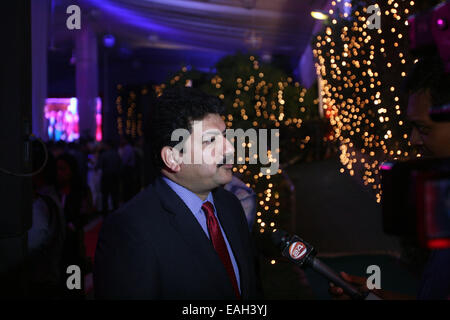 Dhaka 14 November 2014. Hamid Mir is a Pakistani journalist, news anchor, and security analyst. Hamid Mir is a Journalist and author, Executive Editor of Geo Television Pakistan, Host of Current Affairs show Capital Talk, Columnist of Daily Jang,Islamabad. Stock Photo