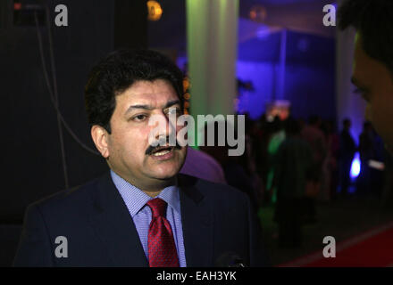 Dhaka 14 November 2014. Hamid Mir is a Pakistani journalist, news anchor, and security analyst. Hamid Mir is a Journalist and author, Executive Editor of Geo Television Pakistan, Host of Current Affairs show Capital Talk, Columnist of Daily Jang,Islamabad. Stock Photo