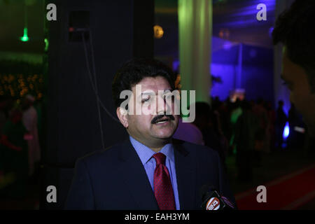 Dhaka 14 November 2014. Hamid Mir is a Pakistani journalist, news anchor, and security analyst. Hamid Mir is a Journalist and author, Executive Editor of Geo Television Pakistan, Host of Current Affairs show Capital Talk, Columnist of Daily Jang,Islamabad. Stock Photo