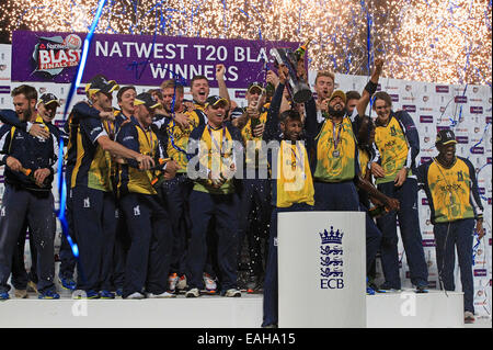 Birmingham Bears celebrate winning the the NatWest T20 Blast Trophy at Edgbaston in 2014 Stock Photo