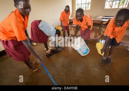 kids cleaning up classroom