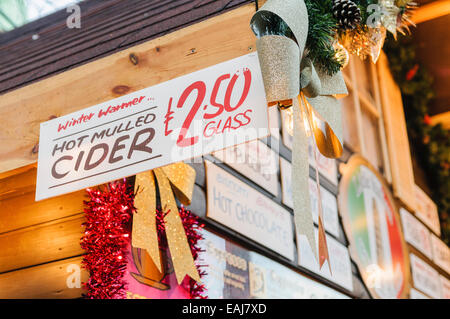 A sign for hot mulled cider at a Christmas Market Stock Photo