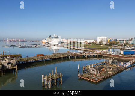 Southampton waterfront and cruise liner 'Celebrity Eclipse' moored at ...