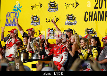 Homestead, FL, USA. 16th Nov, 2014. Homestead, FL - Nov 16, 2014: Kevin Harvick (4) wins the 2014 NASCAR Sprint Cup Series Championship at Homestead-Miami Speedway in Homestead, FL. Credit:  csm/Alamy Live News Stock Photo