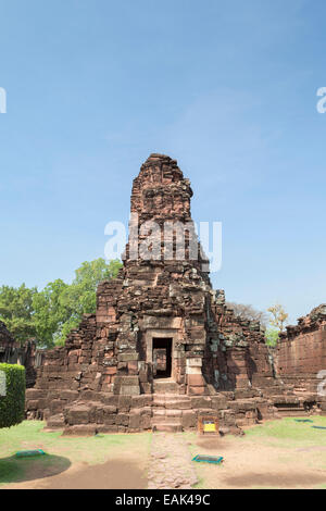 Prang hin daeng or red stone tower, Prasat Hin Phimai temple, Thailand Stock Photo