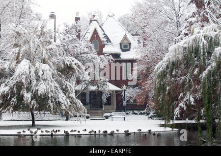 Columbus, Ohio, USA. 17th Nov, 2014. A local German Village residence at Schiller Park, German Village, Columbus, Ohio. It was the first snow of the winter. Credit:  Brent Clark/Alamy Live News Stock Photo