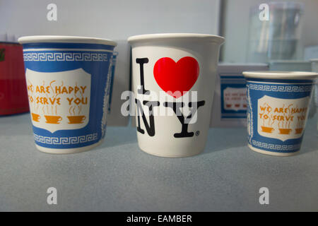 New York Coffee Cup – MoMA Design Store