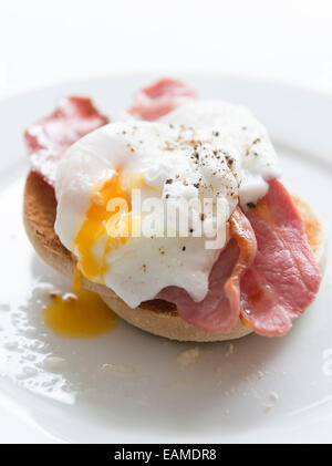 Egg and bacon bagel Stock Photo