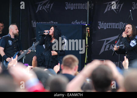 Rock on the Range 2014, eighth year  Featuring: Lacuna Coil Where: Columbus, Illinois, United States When: 16 May 2014 Stock Photo