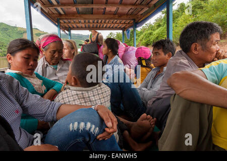 A full boat on the nam Ou river, Laos Stock Photo